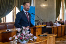 20250821-BSK_1752.jpg-Nowi liderzy w oświacie, podziękowania dla ustępujących