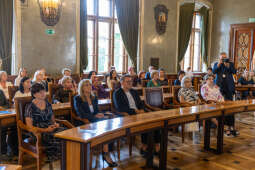 20250821-BSK_1807.jpg-Nowi liderzy w oświacie, podziękowania dla ustępujących