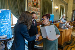 20250821-BSK_2039.jpg-Nowi liderzy w oświacie, podziękowania dla ustępujących