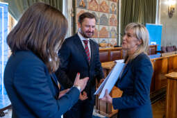 20250821-BSK_2088.jpg-Nowi liderzy w oświacie, podziękowania dla ustępujących