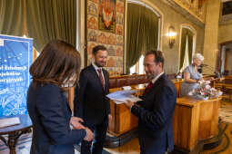 20250821-BSK_2130.jpg-Nowi liderzy w oświacie, podziękowania dla ustępujących