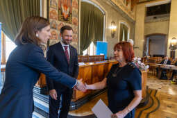 20250821-BSK_2141.jpg-Nowi liderzy w oświacie, podziękowania dla ustępujących