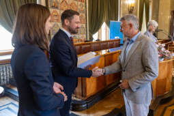 20250821-BSK_2152.jpg-Nowi liderzy w oświacie, podziękowania dla ustępujących