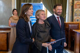 20250821-BSK_2204.jpg-Nowi liderzy w oświacie, podziękowania dla ustępujących