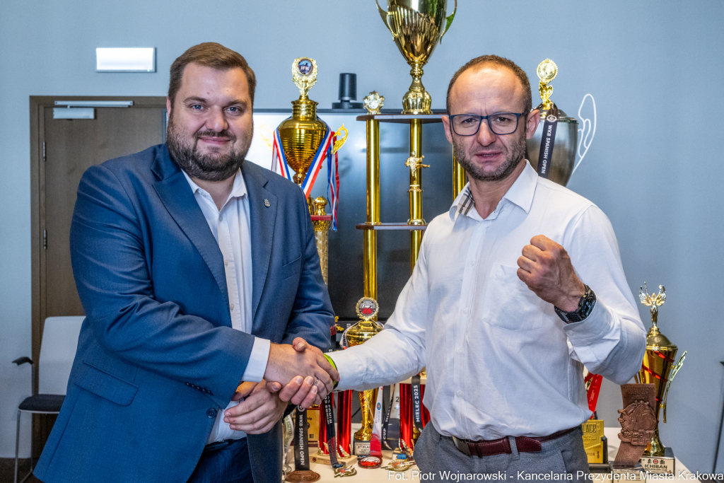 Sęk, karate, Krakowska Akademia Sportu, medaliści, spotkanie  Autor: P. Wojnarowski