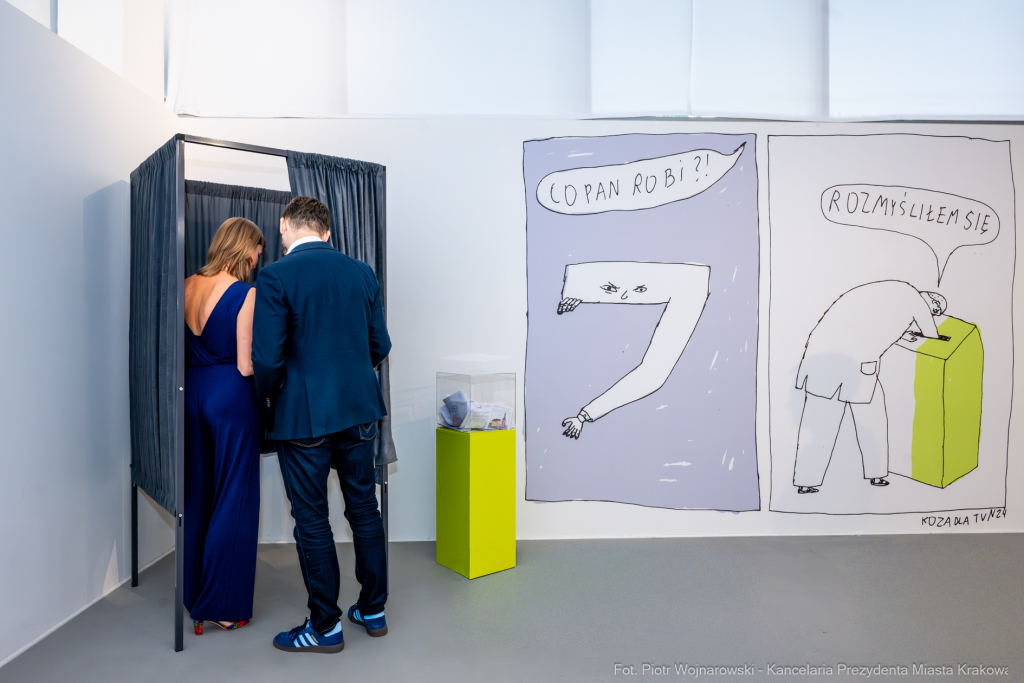 PW_556_017_fot. Piotr Wojnarowski.jpg-Miszalski, Jałowik, Bunkier Sztuki, zwiedzanie  Autor: P. Wojnarowski