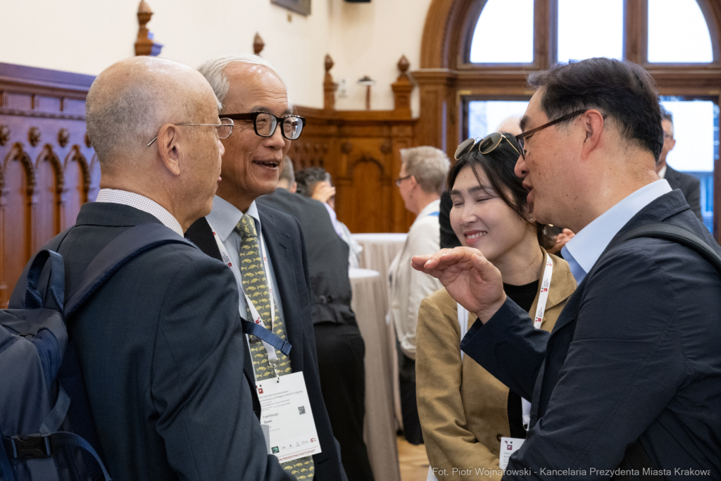 PW_557_029_fot. Piotr Wojnarowski.jpg-Klaman, religioznawcy, kongres, historia religii, UJ  Autor: P. Wojnarowski