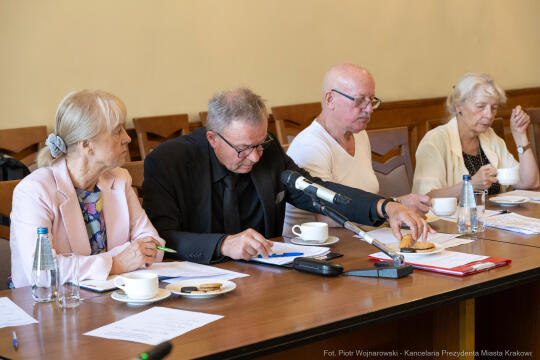 PW_559_008_fot. Piotr Wojnarowski.jpg-Klaman, PASIOS, Pietrzyk, seniorzy, program, integracja