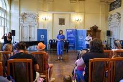 WHuHx7jw.jpeg-Wyprawki szkolne dla dzieci z rodzin zastępczych