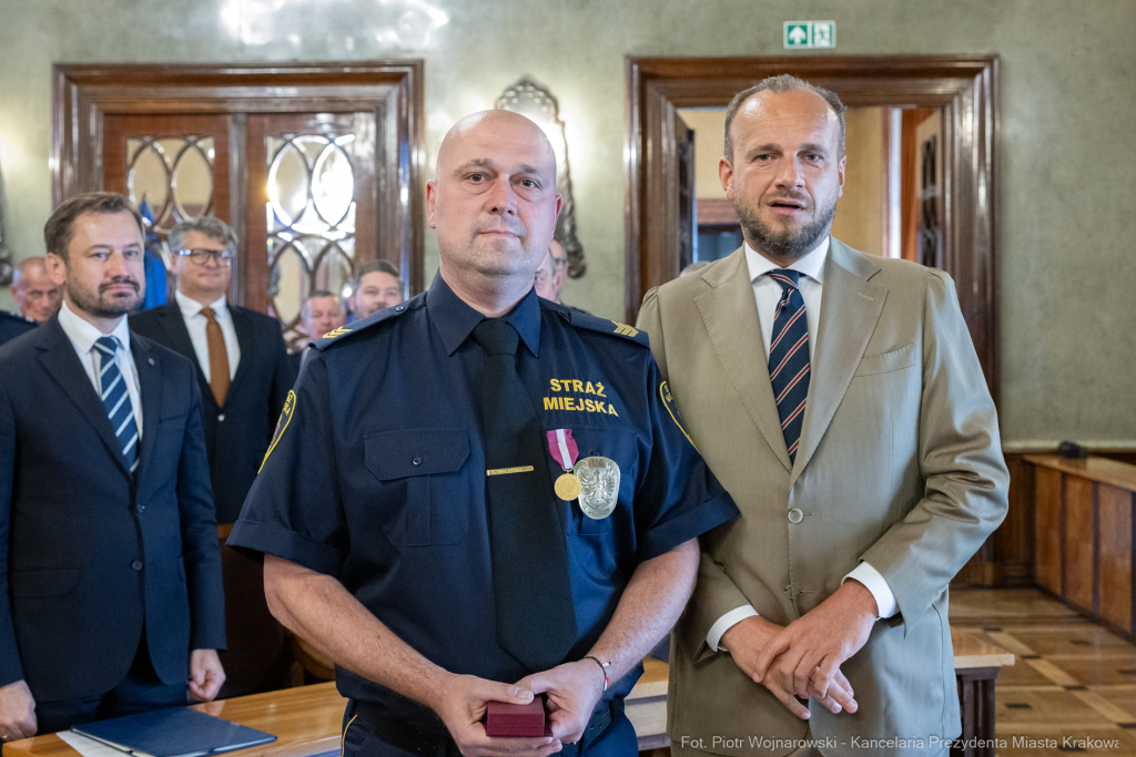 Straż Miejska, święto, Miszalski, Śmiałek, Ulman, odznaczenia, medale  Autor: P. Wojnarowski