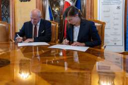 7ajomFyg.jpeg-Pionierski projekt wesprze krakowskie szkoły w pracy z emocjami uczniów