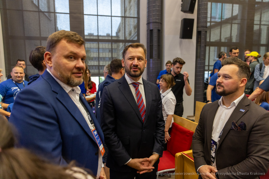 BS-250831-BSK_7069.jpg-ERC, Miszalski, Dekoracja  Autor: B. Świerzowski