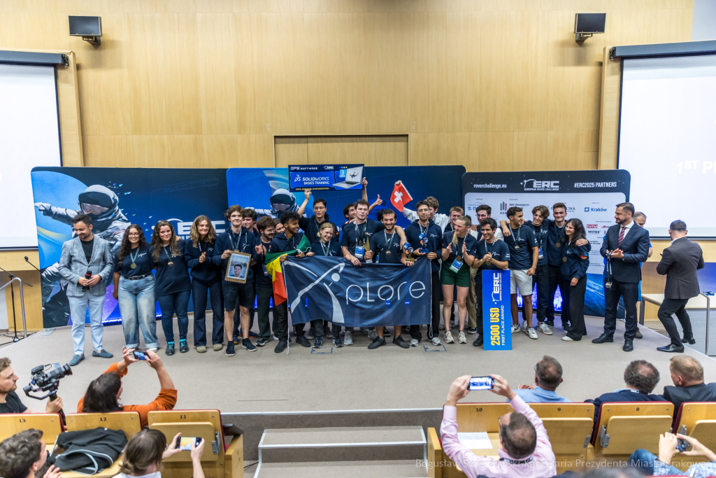 BS-250831-BSK_7286.jpg-ERC, Miszalski, Dekoracja  Autor: B. Świerzowski