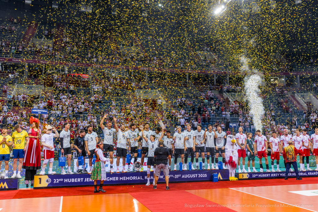 BS-250831-BSK_8518.jpg-Memoriał Wagnera, Sęk  Autor: B. Świerzowski