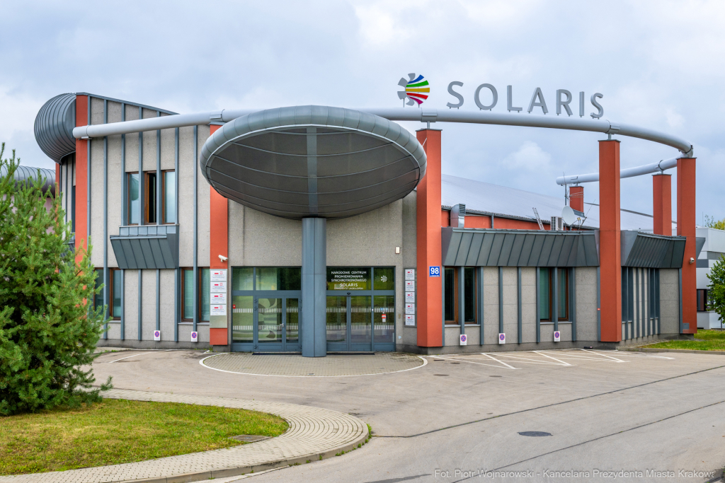 PW_564_001_fot. Piotr Wojnarowski.jpg-Miszalski, Solaris, wizyta, synchrotron, badania, technologia  Autor: P. Wojnarowski