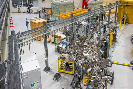 PW_564_006_fot. Piotr Wojnarowski.jpg-Miszalski, Solaris, wizyta, synchrotron, badania, technologia