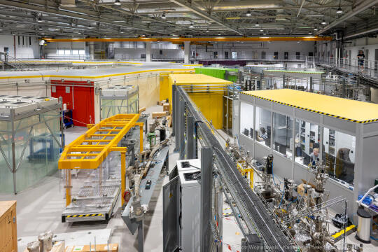 PW_564_008_fot. Piotr Wojnarowski.jpg-Miszalski, Solaris, wizyta, synchrotron, badania, technologia