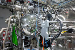 PW_564_018_fot. Piotr Wojnarowski.jpg-Miszalski, Solaris, wizyta, synchrotron, badania, technologia