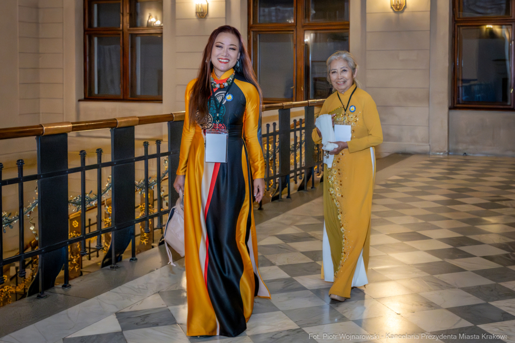 PW_563_001_fot. Piotr Wojnarowski.jpg-PEN, Kracik, Tokarczuk, Michnik, kongres  Autor: P. Wojnarowski