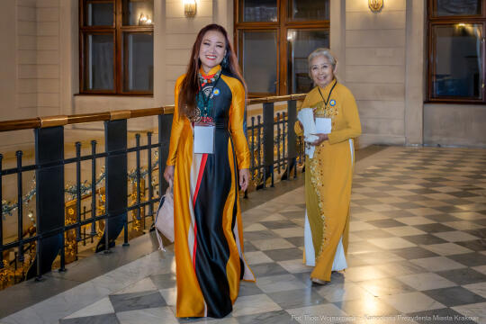 PW_563_001_fot. Piotr Wojnarowski.jpg-PEN, Kracik, Tokarczuk, Michnik, kongres