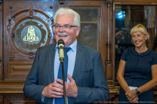 PW_563_008_fot. Piotr Wojnarowski.jpg-PEN, Kracik, Tokarczuk, Michnik, kongres