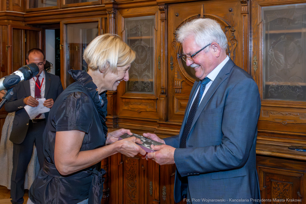 PW_563_012_fot. Piotr Wojnarowski.jpg-PEN, Kracik, Tokarczuk, Michnik, kongres  Autor: P. Wojnarowski