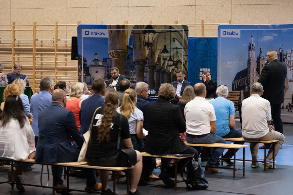 BSK_0026.jpg-Ławka, Miszalski, Sęk  Autor: B. Świerzowski