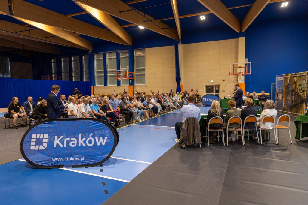 BSK_0152.jpg-Ławka, Miszalski, Sęk  Autor: B. Świerzowski