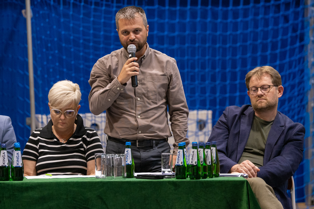 BSK_0350.jpg-Ławka, Miszalski, Sęk  Autor: B. Świerzowski