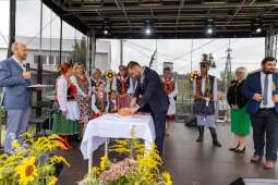 CEEigw0w.jpeg-Dożynki na os. Przewóz