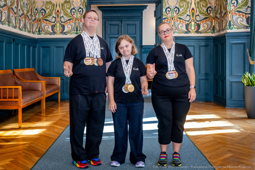 PW_568_001_fot. Piotr Wojnarowski.jpg-Miszalski, Cor et Animus, paratancerze, spotkanie, zdjęcia  Autor: P. Wojnarowski