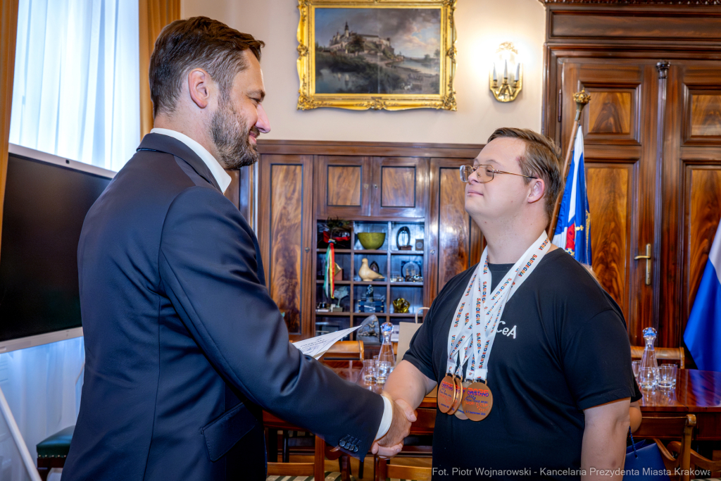 PW_568_006_fot. Piotr Wojnarowski.jpg-Miszalski, Cor et Animus, paratancerze, spotkanie, zdjęcia  Autor: P. Wojnarowski