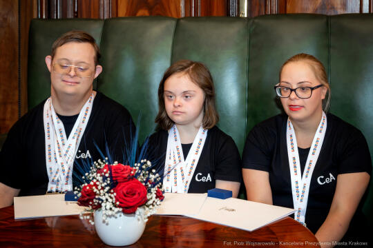 PW_568_013_fot. Piotr Wojnarowski.jpg-Miszalski, Cor et Animus, paratancerze, spotkanie, zdjęcia