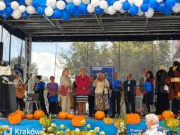 01 (1).jpg-Jubileuszowe Pożegnanie Lata u Helclów 2025.