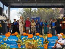 01 (3).jpg-Jubileuszowe Pożegnanie Lata u Helclów 2025.