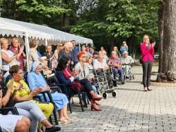 01 (6).jpg-Jubileuszowe Pożegnanie Lata u Helclów 2025.