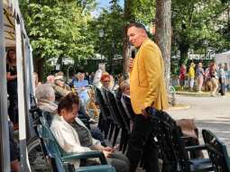 04 (7).jpg-Jubileuszowe Pożegnanie Lata u Helclów 2025.