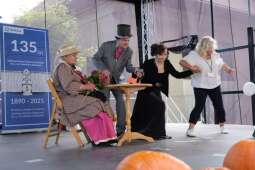 08 (16).jpg-Jubileuszowe Pożegnanie Lata u Helclów 2025.