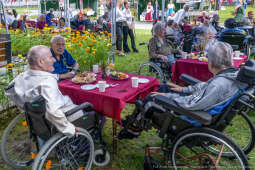 PW_570_043_fot. Piotr Wojnarowski.jpg-Miszalski,Klaman, Praska, DPS, piknik, zdjęcia