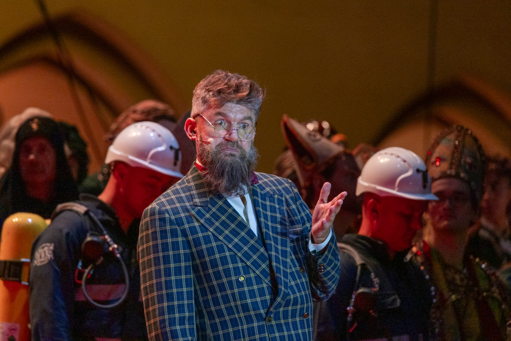 BSK_8788.jpg-Kronika Polska, Miszalski, Sęk  Autor: B. Świerzowski