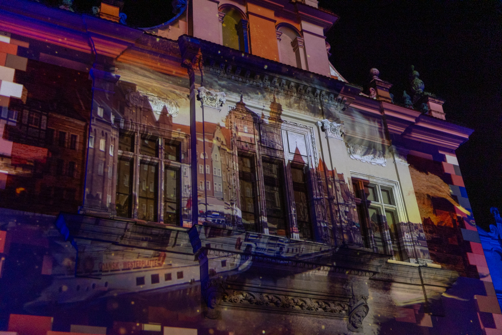 BSK_8968.jpg-Kronika Polska, Miszalski, Sęk  Autor: B. Świerzowski