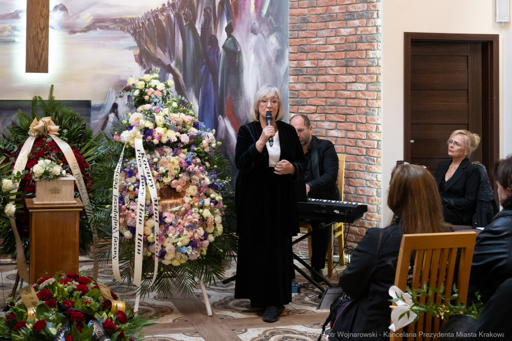 PW_575_011_fot. Piotr Wojnarowski.jpg-Pogrzeb Jadwigi Osuchowej na Cmentarzu Rakowickim  Autor: P. Wojnarowski