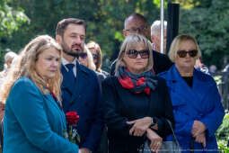 PW_575_026_fot. Piotr Wojnarowski.jpg-Pogrzeb Jadwigi Osuchowej na Cmentarzu Rakowickim