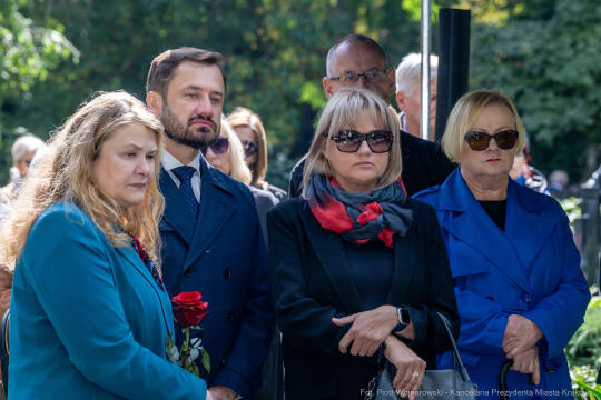 PW_575_026_fot. Piotr Wojnarowski.jpg-Pogrzeb Jadwigi Osuchowej na Cmentarzu Rakowickim