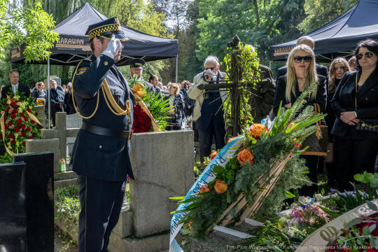 PW_575_029_fot. Piotr Wojnarowski.jpg-Pogrzeb Jadwigi Osuchowej na Cmentarzu Rakowickim