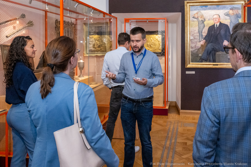 Miszalski, Serafin, komisarz, UE, spotkanie, Pałac Krzysztofory  Autor: Piotr Wojnarowski