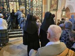 jhInH-1z.jpg-Pielgrzymka mieszkańców do Sanktuarium w Mogile.