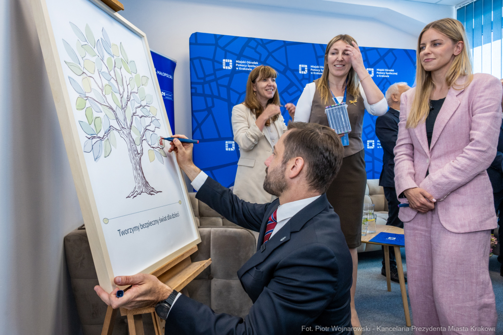 Miszalski, Gajewska, Centrum Pomocy Dzieciom, MOPS, Dom Terapii, Dom Terapii, otwarcie, zdjęcia  Autor: P. Wojnarowski