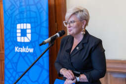 20250930-BSK_7582.jpg-Wybitna siódemka otrzymała Nagrody Edukacyjne