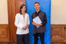 20250930-BSK_7701.jpg-Wybitna siódemka otrzymała Nagrody Edukacyjne